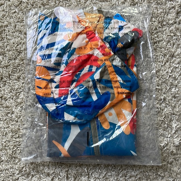 NWT Columbia Kids Glennaker Springs Jacket Chalk in the Leaves/Savory SZ M 10/12 - Picture 4 of 8